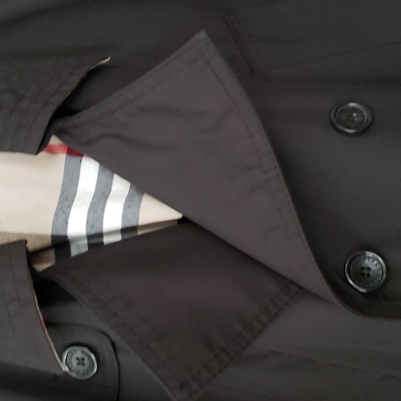 Burberry London Coat - Picture 5 of 16